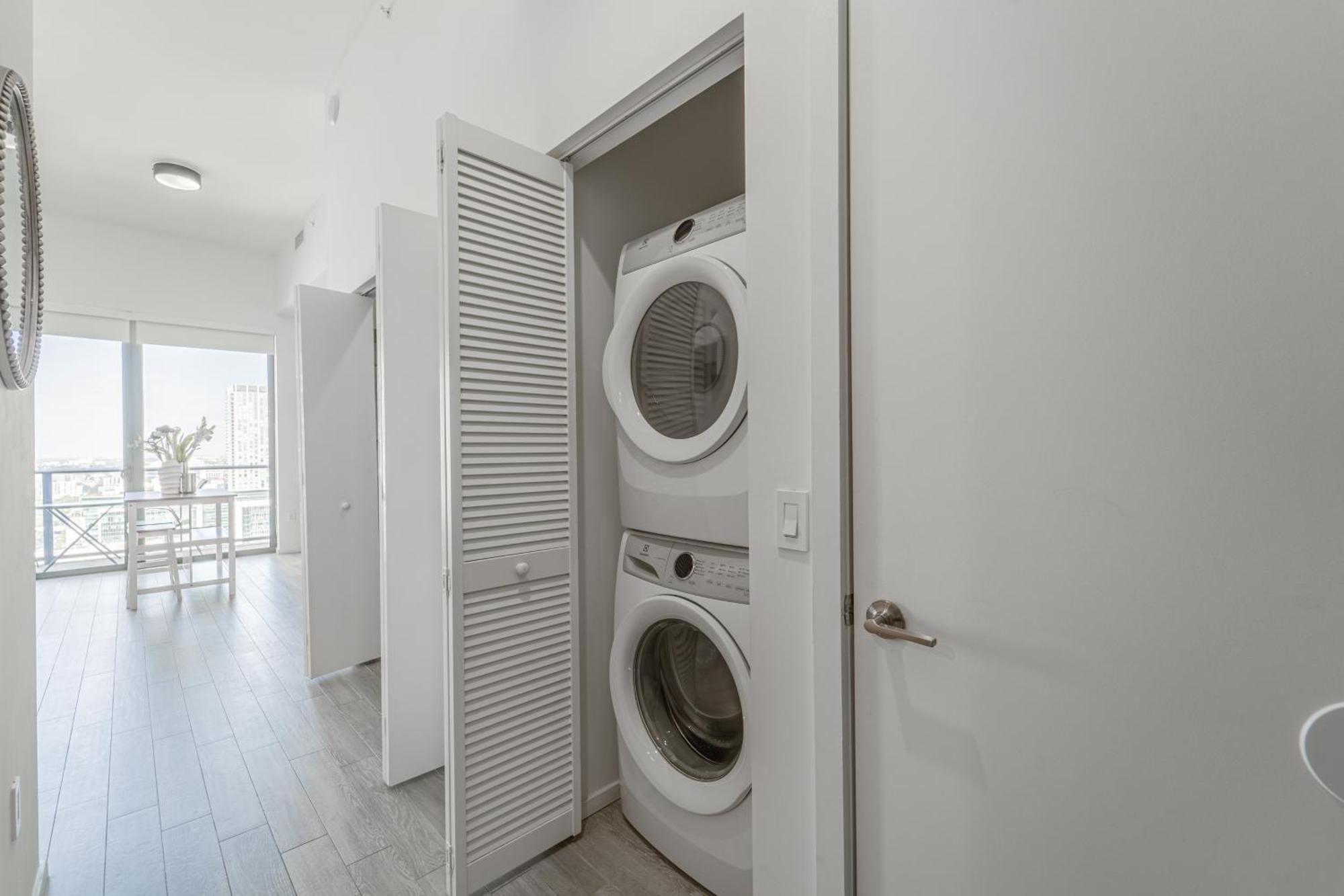 Tr Miami 2 Bedroom, 1 Bedroom, And Studio Condos With Balconies Eksteriør billede